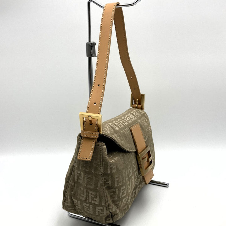 FENDI フェンディ 
 マンマバケット ショルダーバッグ 
ナイロン/レザー  ベージュ