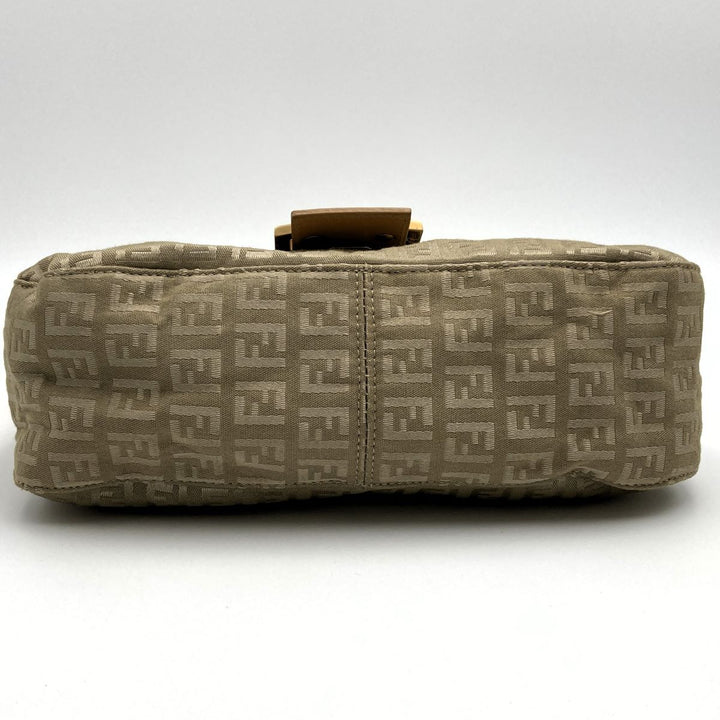 FENDI フェンディ 
 マンマバケット ショルダーバッグ 
ナイロン/レザー  ベージュ