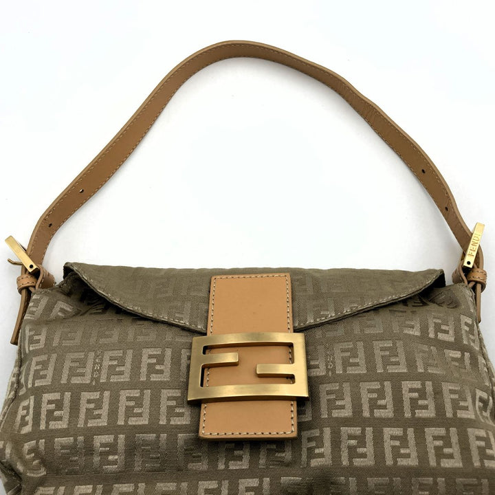 FENDI フェンディ 
 マンマバケット ショルダーバッグ 
ナイロン/レザー  ベージュ