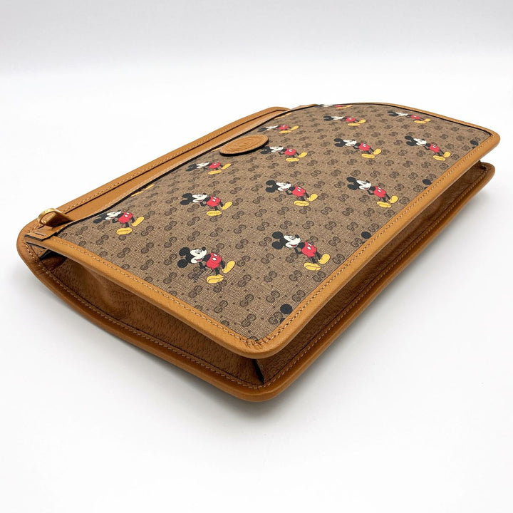 GUCCI グッチ 
 602552 クラッチバッグ 
PVC ブラウン