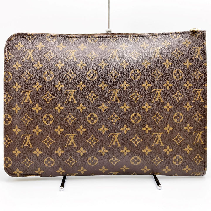 LOUIS VUITTON ルイ・ヴィトン 
 M53456 ビジネスバッグ 
PVC ブラウン