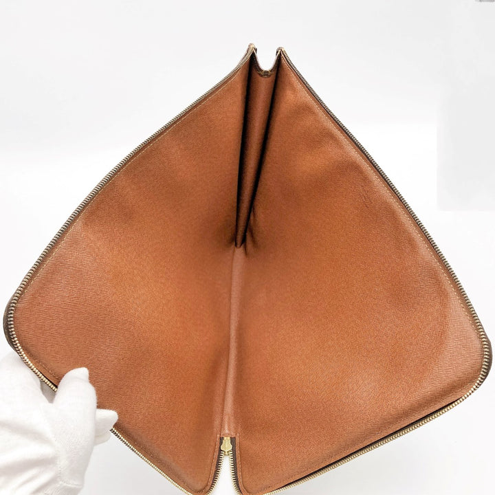 LOUIS VUITTON ルイ・ヴィトン 
 M53456 ビジネスバッグ 
PVC ブラウン