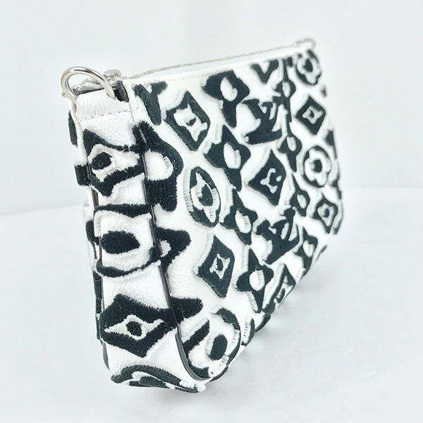 LOUIS VUITTON ルイ・ヴィトン 
 ウルス・フィッシャーとコラボ  M45565/ミニ・ポシェット・アクセソワール  ショルダーバッグ 
モノグラムキャンバス ホワイト×ブラック