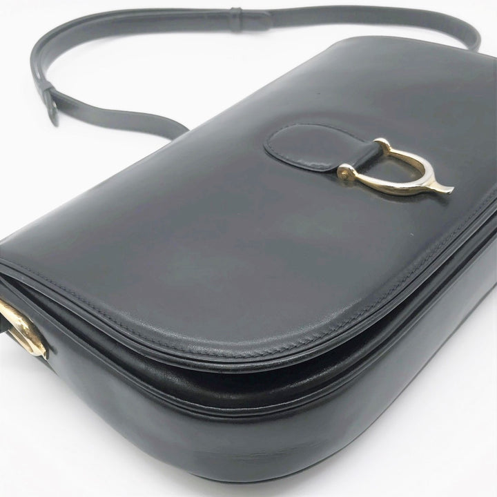 GUCCI グッチ 
 ショルダーバッグ 
レザー ブラック