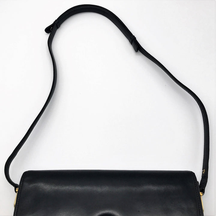 GUCCI グッチ 
 ショルダーバッグ 
レザー ブラック