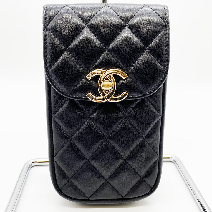 CHANEL シャネル 
 ショルダーバッグ 
ラムスキン ブラック