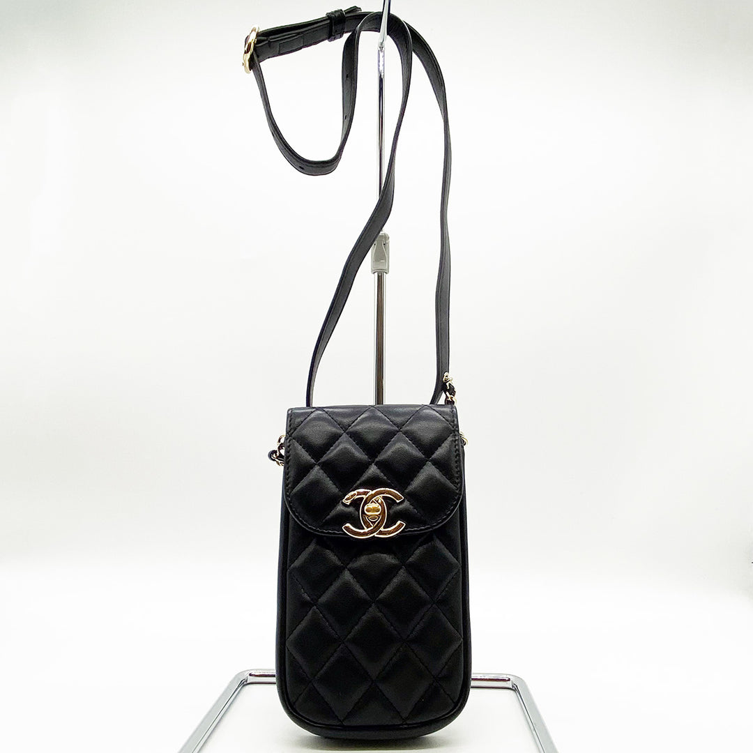 CHANEL シャネル 
 ショルダーバッグ 
ラムスキン ブラック
