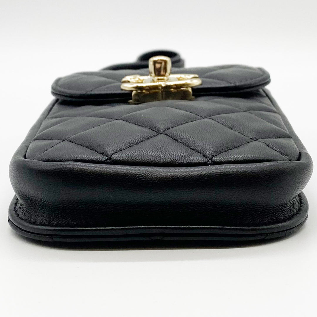 CHANEL シャネル 
 ショルダーバッグ 
ラムスキン ブラック
