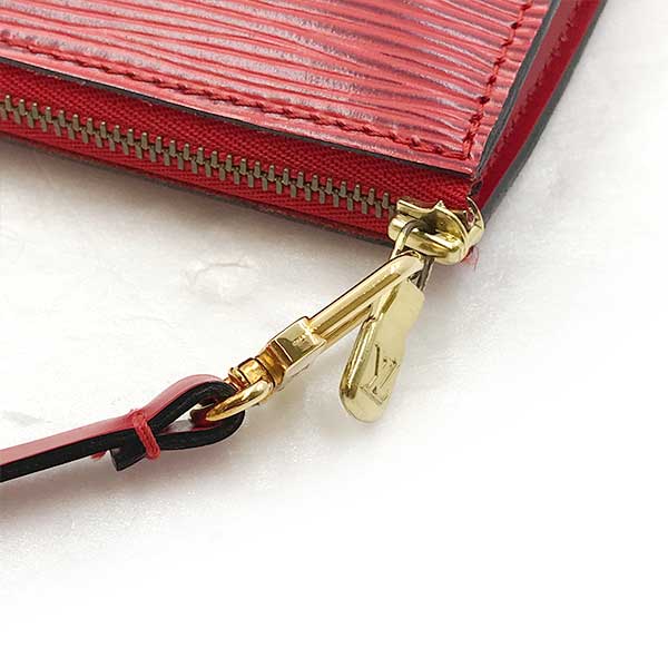 LOUIS VUITTON ルイ・ヴィトン 
 ポシェット・アクセソワール M52947/アクセサリーポーチ アクセサリーポーチ 
エピレザー レッド