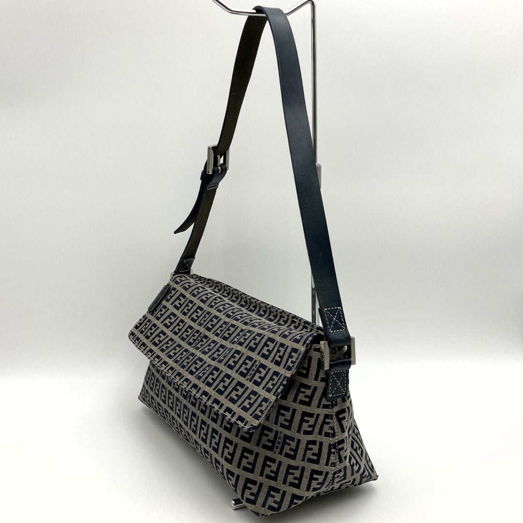 FENDI フェンディ 
 16070 ショルダーバッグ 
キャンバス グレー