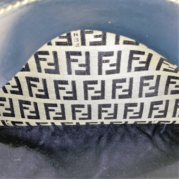 FENDI フェンディ 
 ズッキーノ ショルダーバッグ 
ナイロン グレー