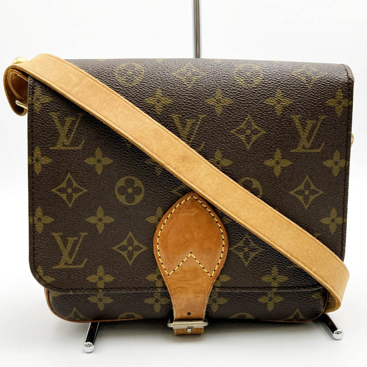 LOUIS VUITTON ルイ・ヴィトン 
 カルトシエールMM M51253 ショルダーバッグ 
PVC ブラウン