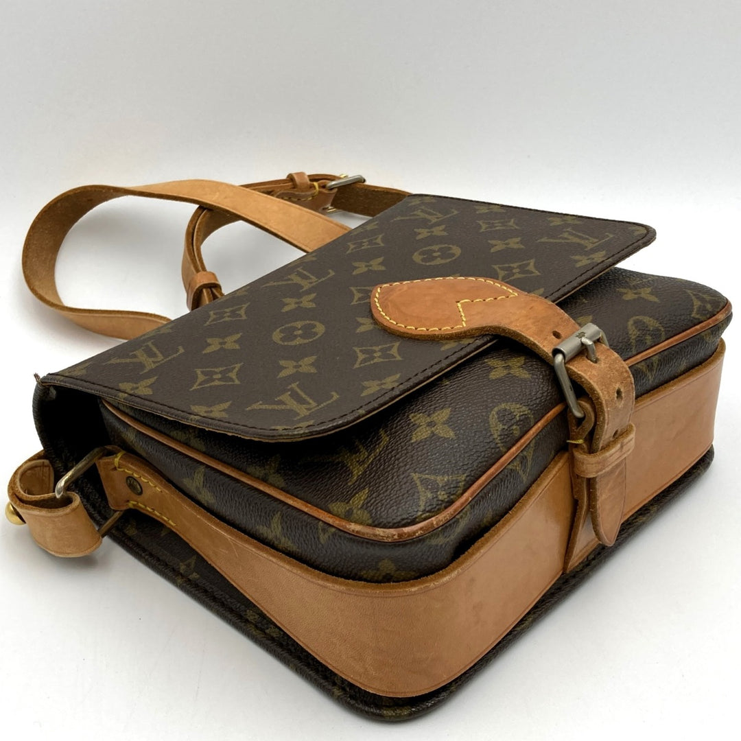 LOUIS VUITTON ルイ・ヴィトン 
 カルトシエールMM M51253 ショルダーバッグ 
PVC ブラウン