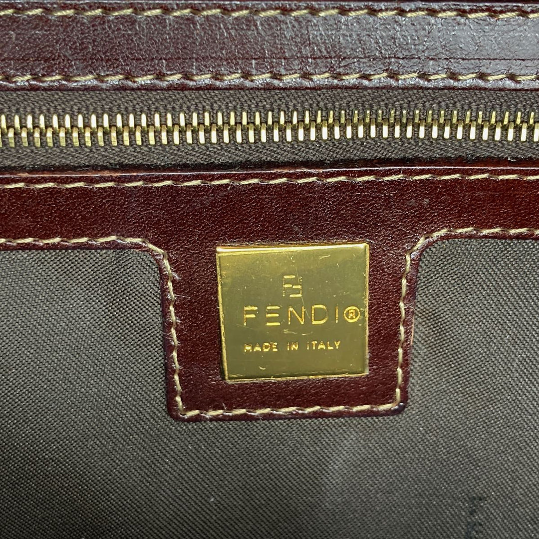 FENDI フェンディ 
 マンマバケット 2228Z6424 ショルダーバッグ 
エナメル/レザー  ブラウン