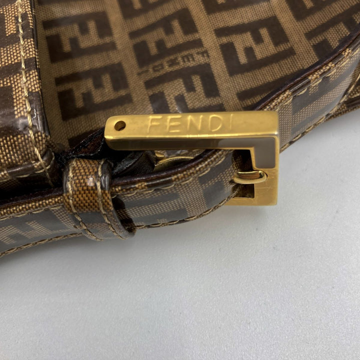 FENDI フェンディ 
 マンマバケット 2228Z6424 ショルダーバッグ 
エナメル/レザー  ブラウン