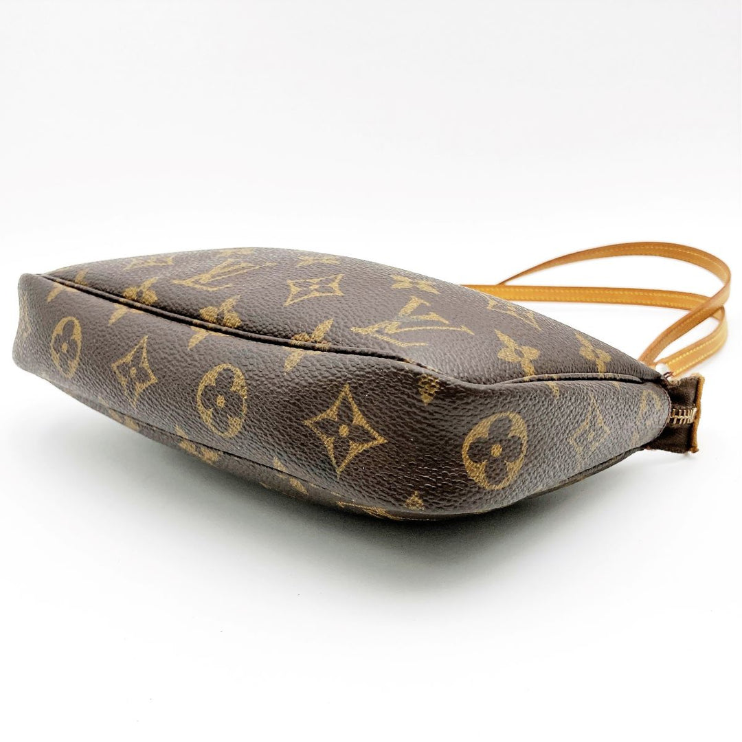 LOUIS VUITTON ルイ・ヴィトン 
 ポシェット・アクセソワール M51980 ショルダーバッグ 
PVC ブラウン
