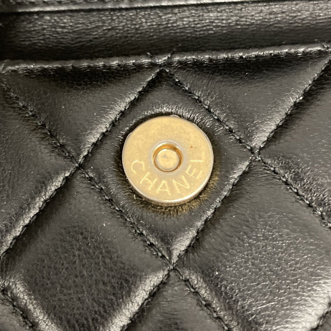 CHANEL シャネル 
 ポールチェーンクラッチ ショルダーバッグ 
ラムスキン ブラック