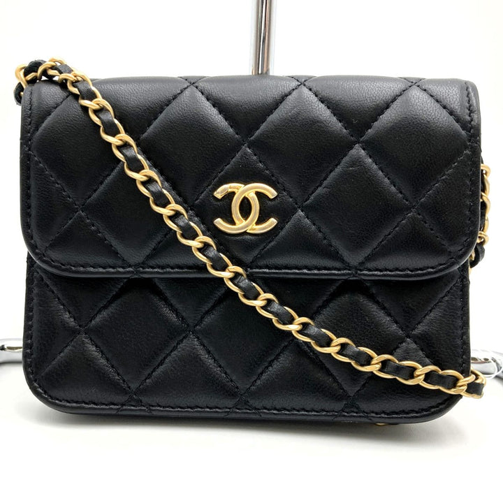 CHANEL シャネル 
 ポールチェーンクラッチ ショルダーバッグ 
ラムスキン ブラック