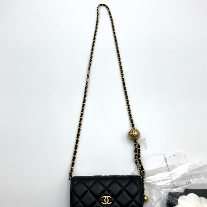 CHANEL シャネル 
 ポールチェーンクラッチ ショルダーバッグ 
ラムスキン ブラック