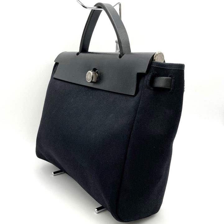HERMES エルメス 
 エールバッグPM ハンドバッグ 
キャンバス ブラック