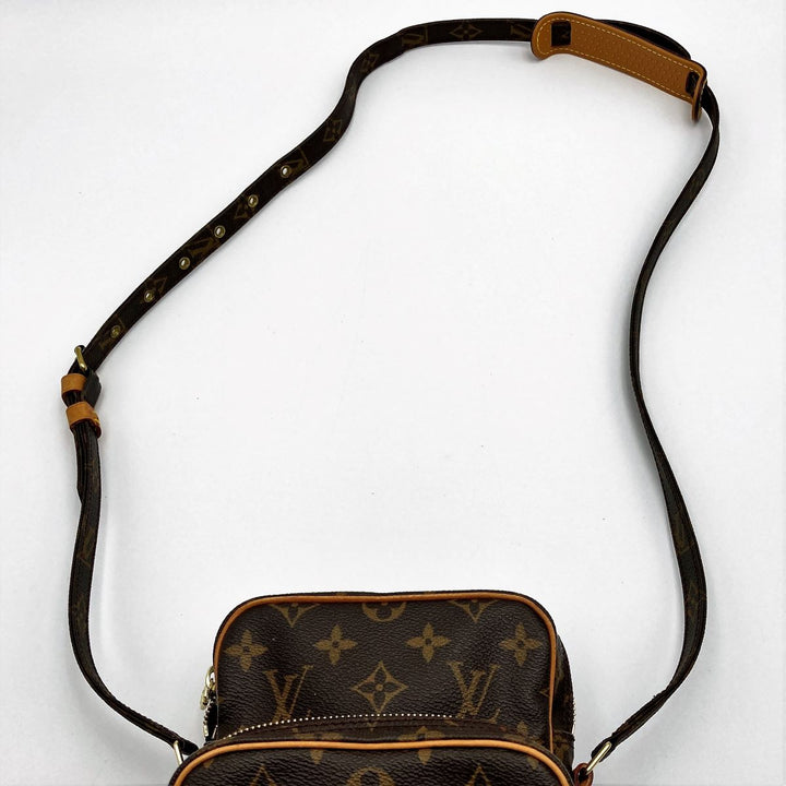 LOUIS VUITTON ルイ・ヴィトン 
 アマゾン M45236 ショルダーバッグ 
モノグラムキャンバス ブラウン系 斜めがけ クロスボディバッグ レディース