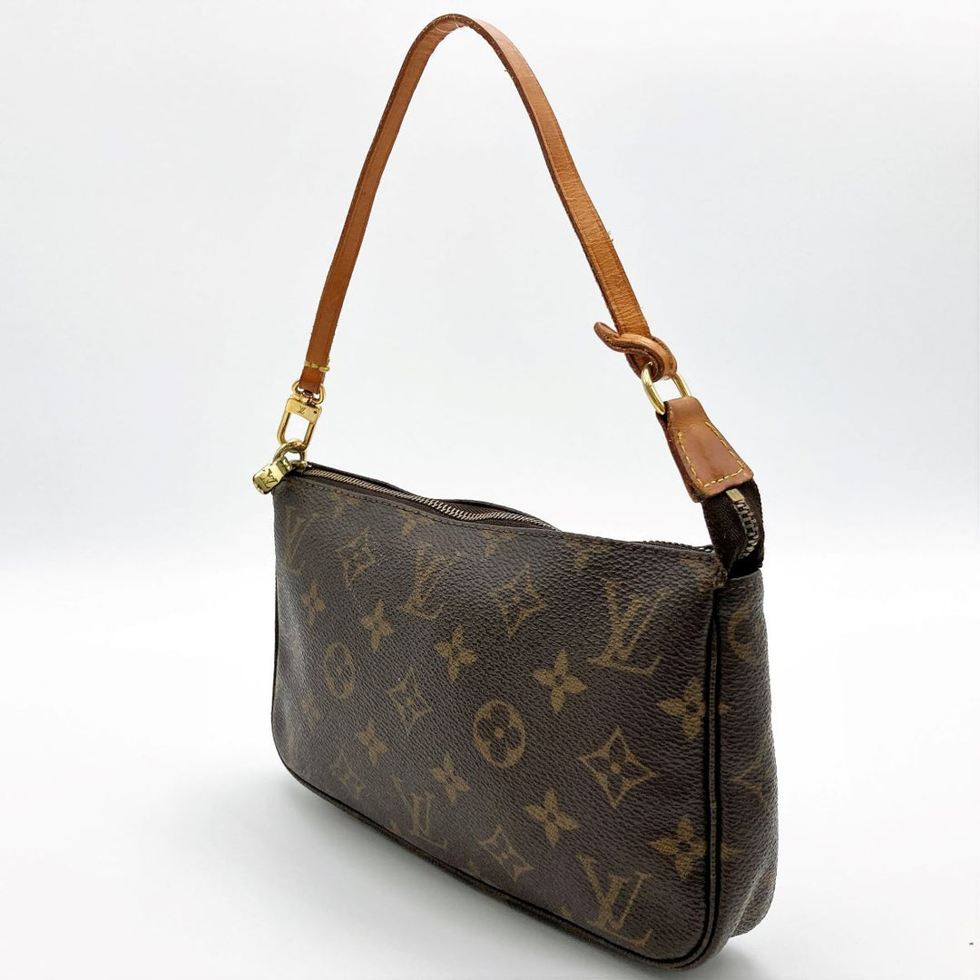 LOUIS VUITTON ルイ・ヴィトン 
 ポシェットアクセソワール M40712 ポーチ 
PVC ブラウン