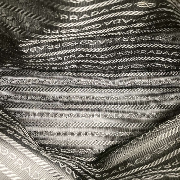 PRADA プラダ 
 トートバッグ 
レザー カーキ