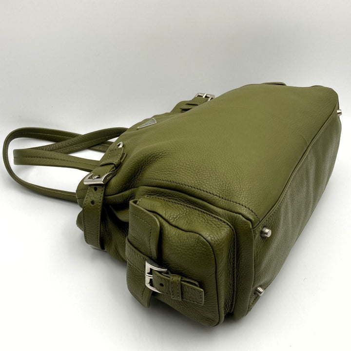PRADA プラダ 
 トートバッグ 
レザー カーキ