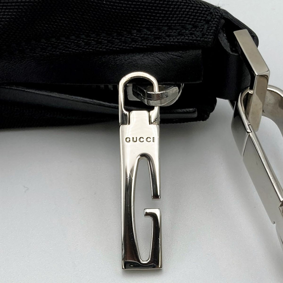 GUCCI グッチ 
 001・1955 ショルダーバッグ 
ナイロン ブラック