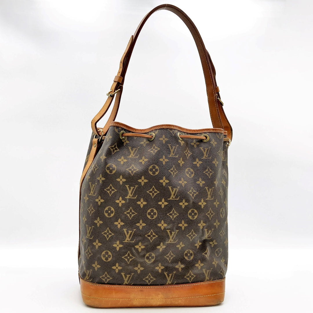 LOUIS VUITTON ルイ・ヴィトン 
 モノグラム ノエ M42224 ショルダーバッグ 
PVC ブラウン