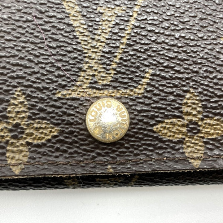 LOUIS VUITTON ルイ・ヴィトン 
 ミュルティクレ 4 M69517 キーケース 
PVC ブラウン