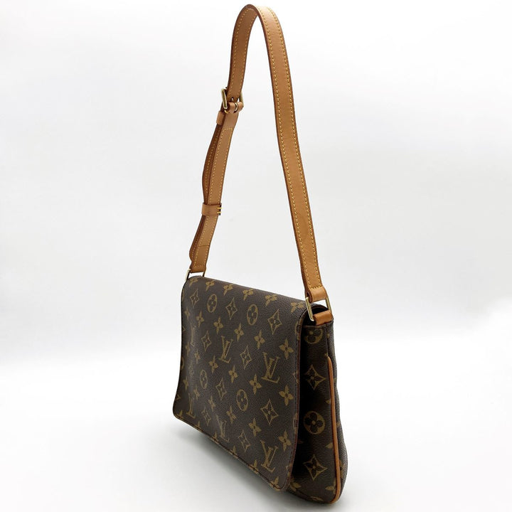 LOUIS VUITTON ルイ・ヴィトン 
 ミュゼットタンゴ ショート M51257 ショルダーバッグ 
PVC ブラウン