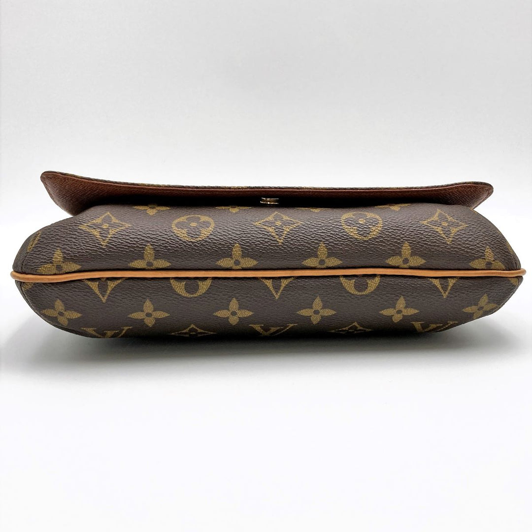 LOUIS VUITTON ルイ・ヴィトン 
 ミュゼットタンゴ ショート M51257 ショルダーバッグ 
PVC ブラウン