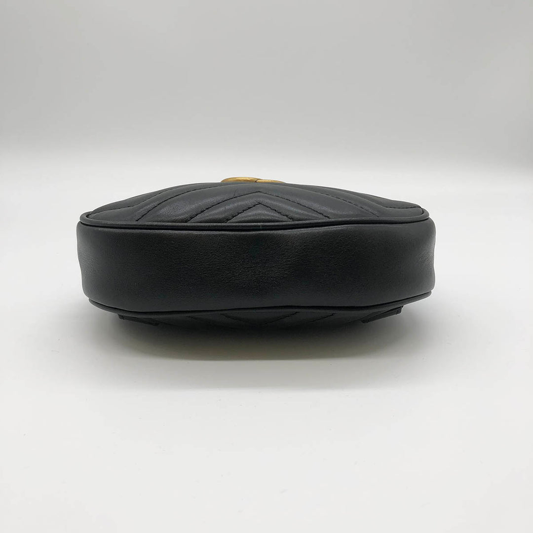 GUCCI グッチ 
 GGマーモント 476434 ウエストバッグ 
レザー ブラック