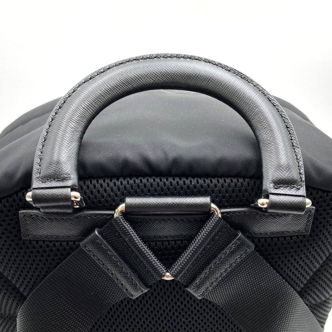 PRADA プラダ 
 リュック・デイパック 
ナイロン ブラック