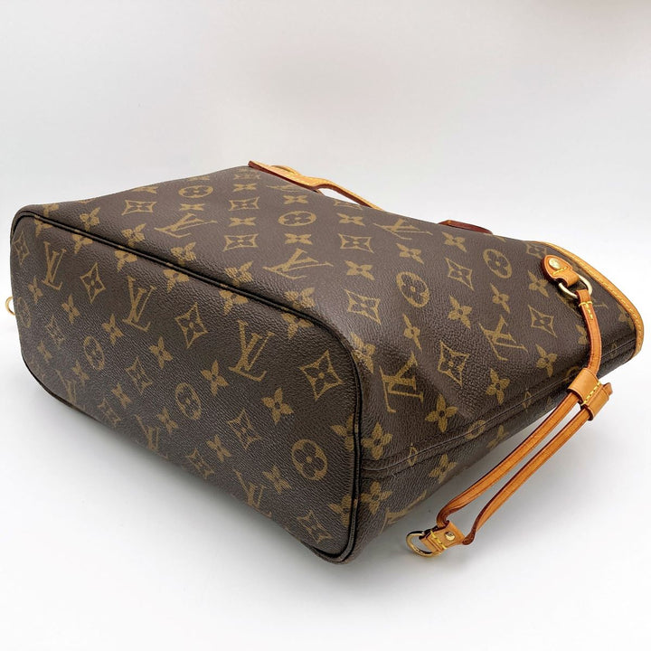 LOUIS VUITTON ルイ・ヴィトン 
 ネヴァーフルPM M40155 トートバッグ 
PVC ブラウン