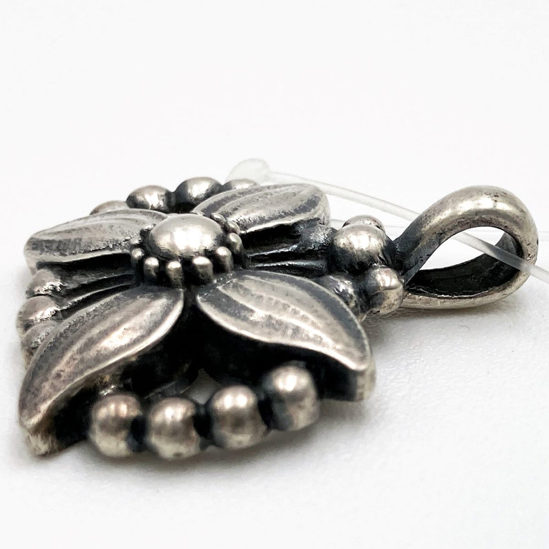 Georg Jensen ジョージジェンセン 
 925S ペンダントトップ 
シルバー シルバー
