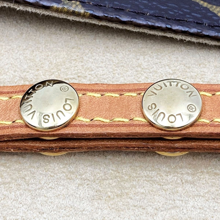 LOUIS VUITTON ルイ・ヴィトン 
 ポシェットツインPM M51854 ショルダーバッグ 
PVC ブラウン