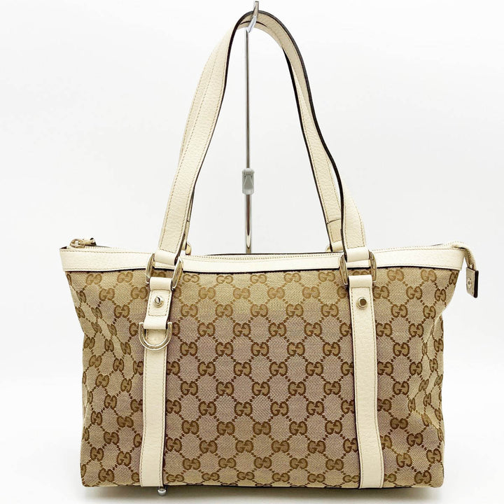 GUCCI グッチ 
 141470  トートバッグ 
GGキャンバス ホワイト