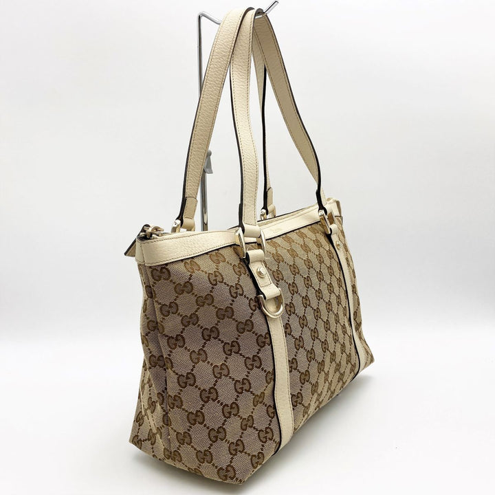 GUCCI グッチ 
 141470  トートバッグ 
GGキャンバス ホワイト
