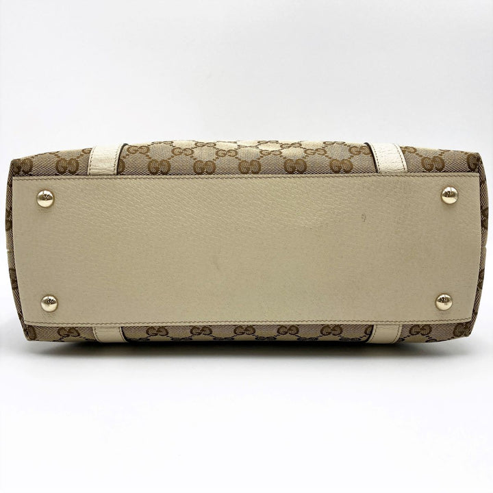 GUCCI グッチ 
 141470  トートバッグ 
GGキャンバス ホワイト