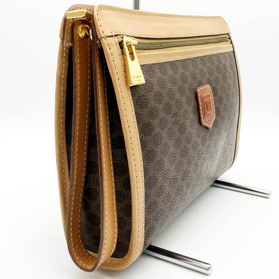CELINE セリーヌ 
 M95 クラッチバッグ 
PVC ブラウン
