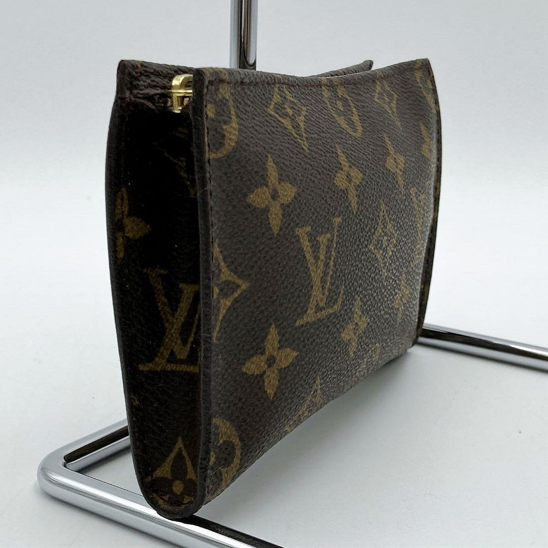 LOUIS VUITTON ルイ・ヴィトン 
 M42238/ポーチのみ ポーチ 
PVC ブラウン