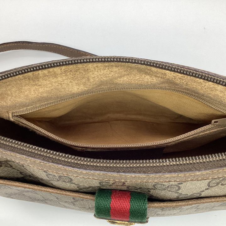 GUCCI グッチ 
 89 02 032 032 ショルダーバッグ 
GGスプリームキャンバス ブラウン