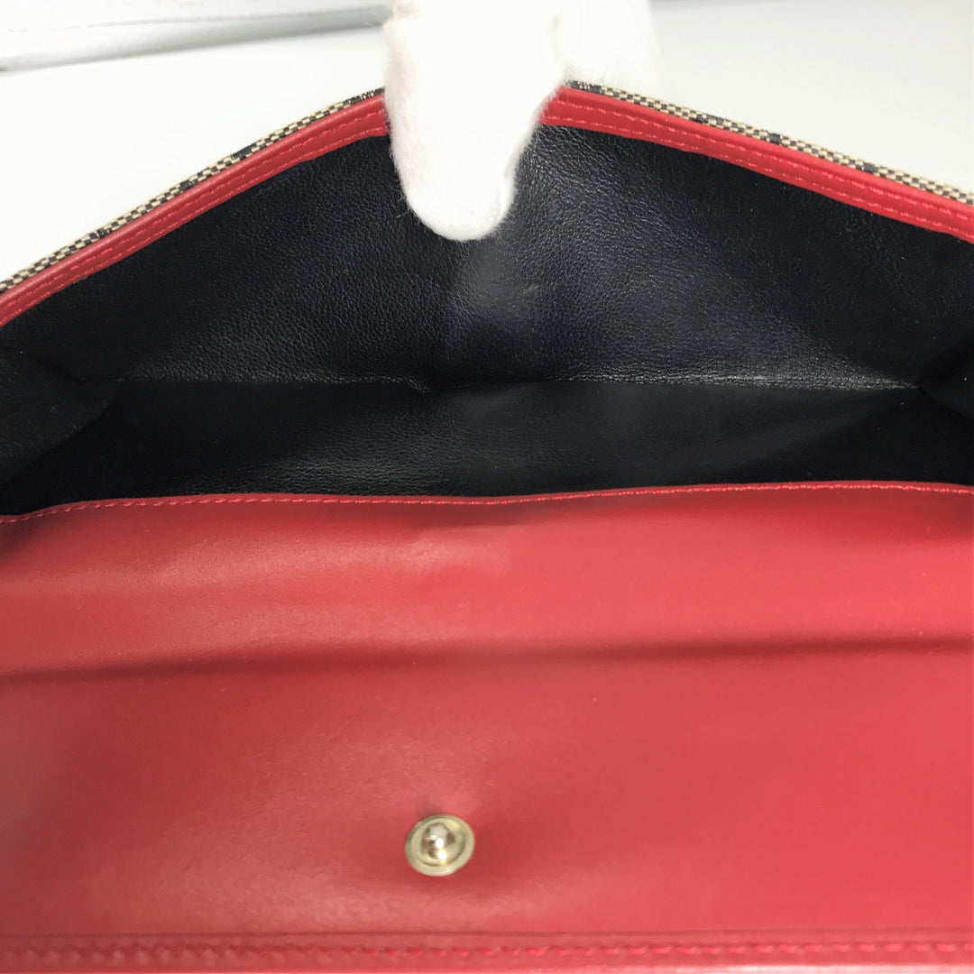 GUCCI グッチ 
 035・2828・2134 長財布 
GGキャンバス/レザー  レッド