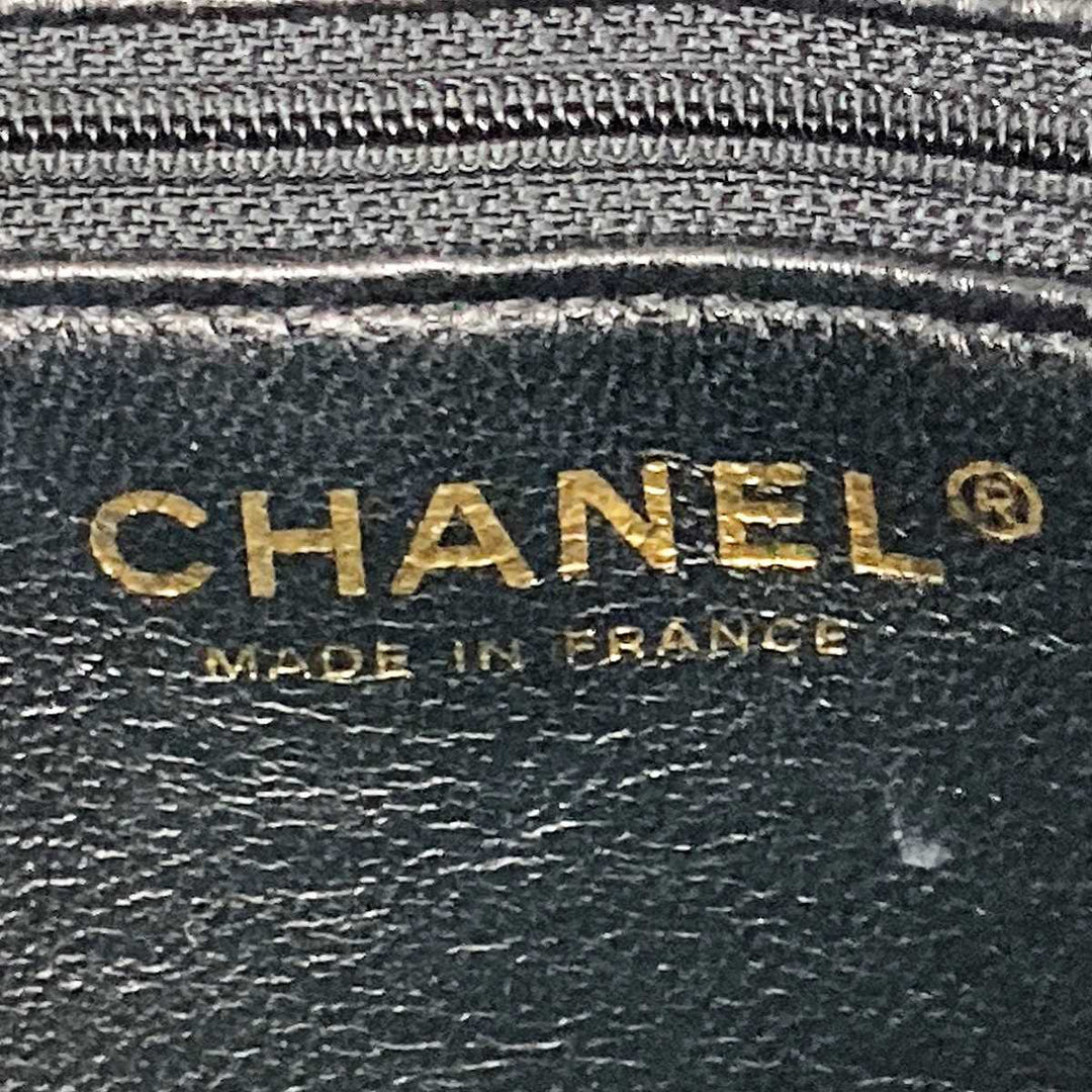 CHANEL シャネル 
 トートバッグ 
マットキャビアスキン ブラック