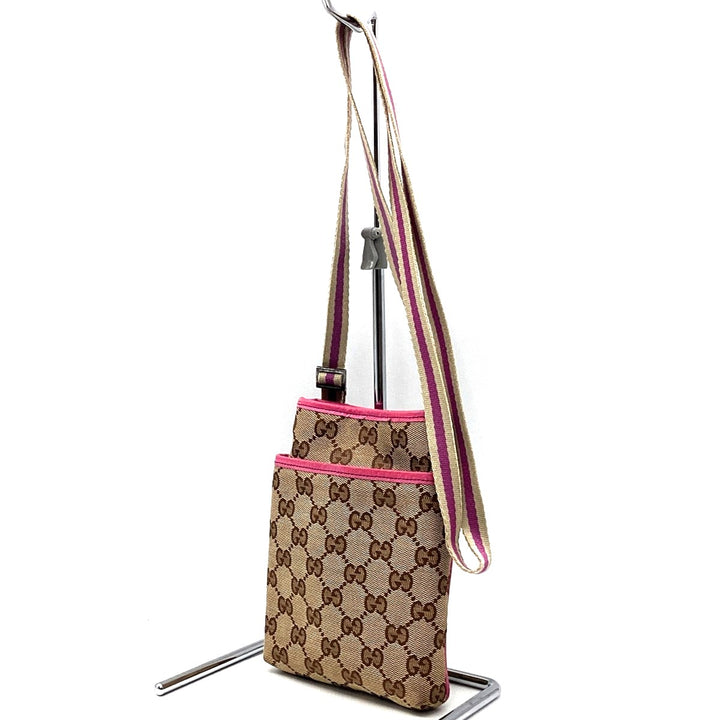 GUCCI グッチ 
 141863  ショルダーバッグ 
GGキャンバス ブラウン