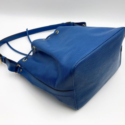 LOUIS VUITTON ルイ・ヴィトン 
 M44105  ショルダーバッグ 
エピレザー ブルー
