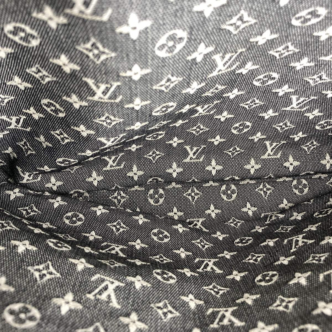 LOUIS VUITTON ルイ・ヴィトン 
 カバ・マリーケイト M92495 ショルダーバッグ 
キャンバス グレー