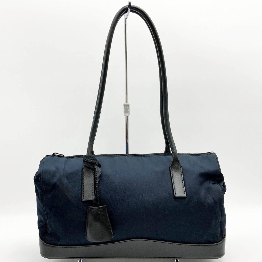 PRADA プラダ 
 B10069  ショルダーバッグ 
ナイロン ネイビー